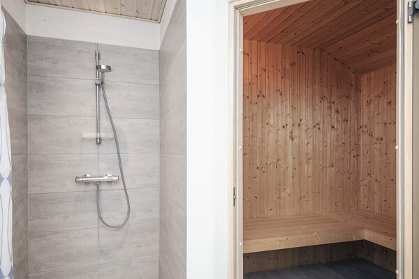 Foto van 8 persoons vakantie huis in Oksbøl - Vakantiehuis in Oksbøl - Sauna