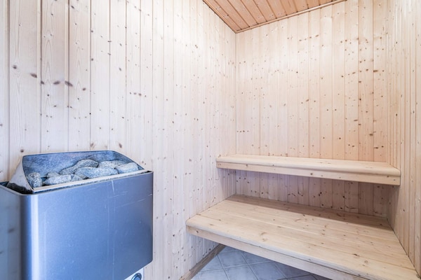 Foto van Moderne Bosuitje-By Traum - Vakantiehuis in Tarm - Sauna