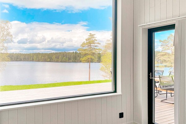 Foto van Gezellig huis aan zee met gastenverblijf - Vakantiehuis in HÅCKSVIK - Indoor