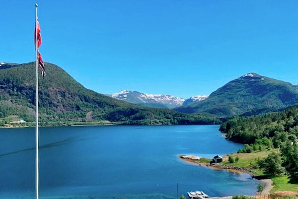 Foto van 8 persoons vakantie huis in Austefjorden - Vakantiehuis in Austefjorden - WaterView