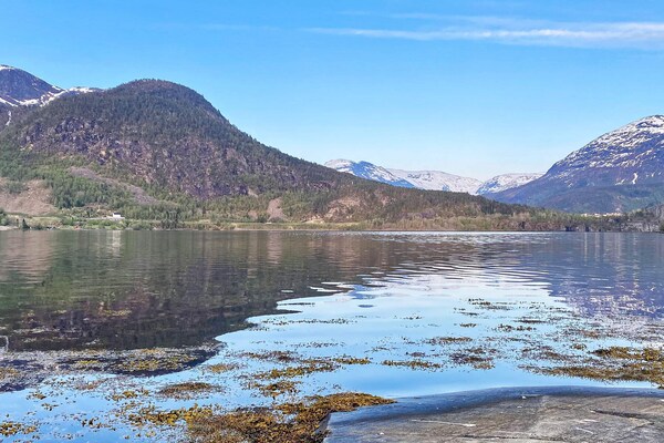Foto van 8 persoons vakantie huis in Austefjorden - Vakantiehuis in Austefjorden - WaterView