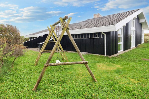 Foto van Luxe vakantiehuis met uitzicht op zee - Vakantiehuis in Hjørring - View