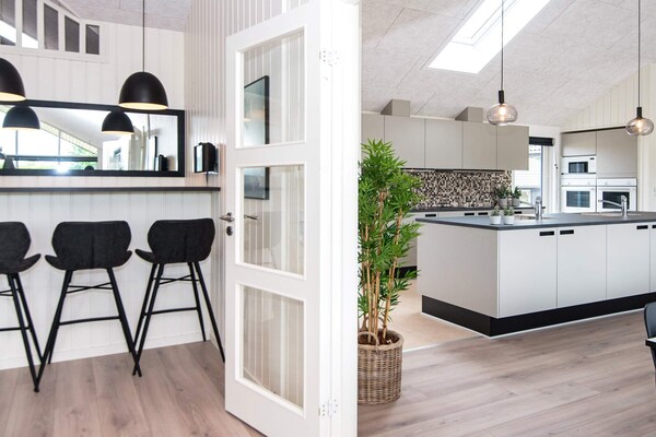 Foto van Luxe retraite aan zee -- By Traum Ferienwohnungen - Vakantiehuis in Sydals - Indoor