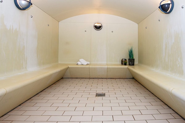 Foto van Premium appartement met loft op vakantiepark - Vakantiehuis in Ringkøbing - Pool