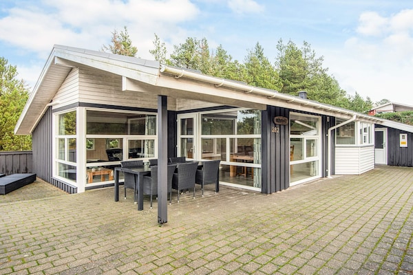 Foto van Afgelegen toevlucht bij Lyngbo Heath -- By Traum Ferienwohnungen - View