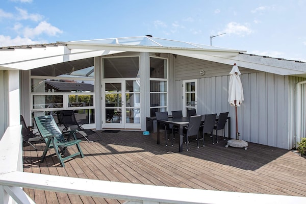 Foto van Luxe strandtoevlucht -- By Traum Ferienwohnungen - Vakantiehuis in Rude - View