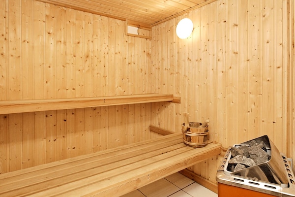 Foto van 8 persoons vakantie huis in Ålbæk-By Traum - Vakantiehuis in Ålbæk - Sauna