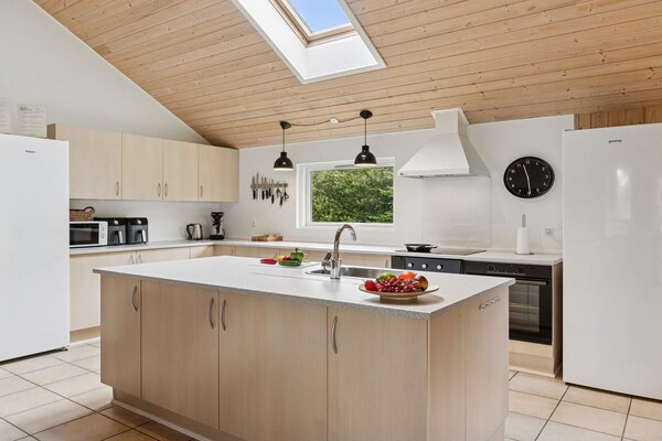 Foto van Luxe Zwembadvilla Marielyst -- By Traum Ferienwohnungen - Indoor