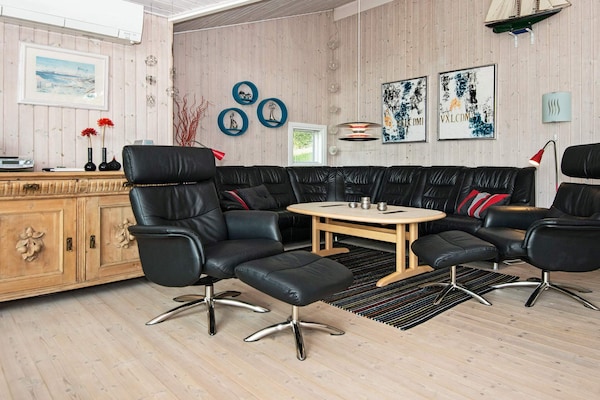 Foto van Strandplezier in Lyngsbaek -- By Traum Ferienwohnungen - Indoor