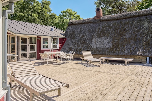 Foto van Luxe retraite aan zee -- By Traum Ferienwohnungen - Vakantiehuis in Aakirkeby - Untagged