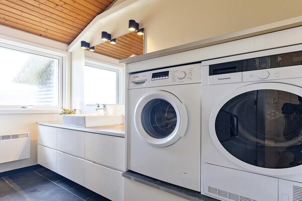 Foto van Luxe strandtoevlucht -- By Traum Ferienwohnungen - Vakantiehuis in Humble - Indoor