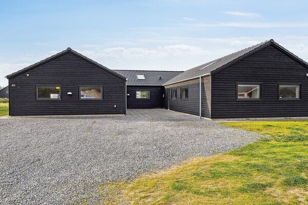 Foto van Luxe retraite met zwembad -- By Traum Ferienwohnungen - View