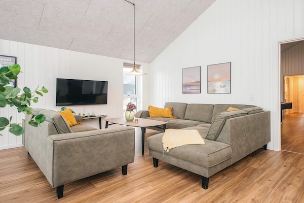 Foto van Luxe villa met zwembad -- By Traum Ferienwohnungen - Indoor