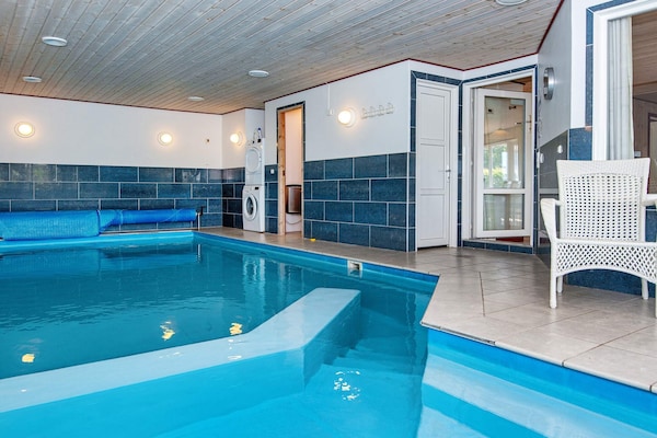 Foto van Luxe retraite bij Bonnerup -- By Traum Ferienwohnungen - Pool