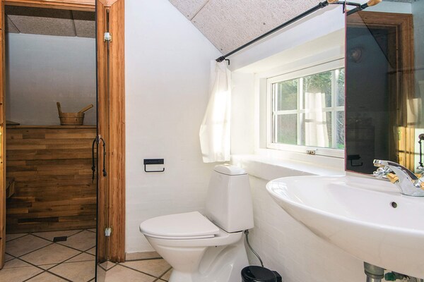 Foto van Luxe retraite met zwembad -- By Traum Ferienwohnungen - Indoor