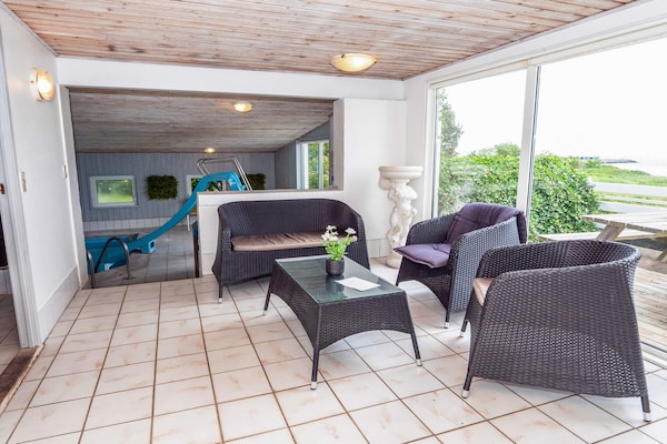 Foto van Familieplezier met Fjordzicht -- By Traum Ferienwohnungen - Indoor