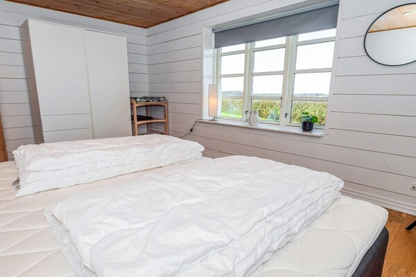 Foto van Luxe lodge met Limfjord uitzicht -- By Traum Ferienwohnungen - Indoor