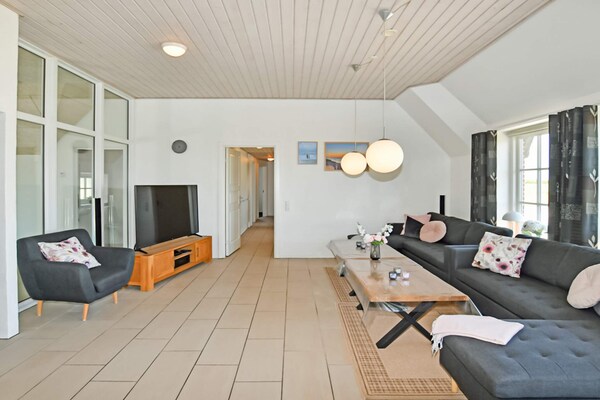 Foto van Luxe retraite aan zee -- By Traum Ferienwohnungen - Vakantiehuis in Ulfborg - Indoor