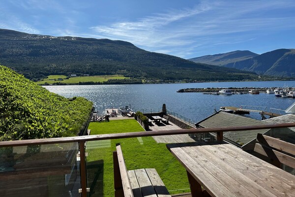 Foto van 4 sterren vakantie huis in Eidsvåg - Vakantiehuis in Eidsvåg - Outdoor