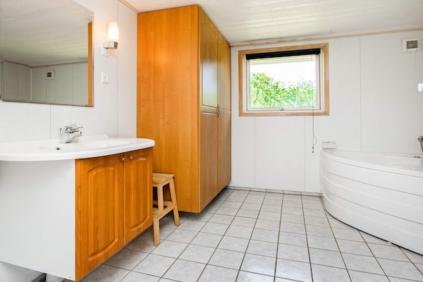 Foto van 10 persoons vakantie huis in Væggerløse-By Traum - Indoor