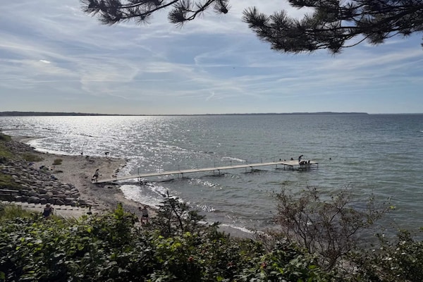 Foto van Luxe retraite bij Skastrup -- By Traum Ferienwohnungen - WaterView