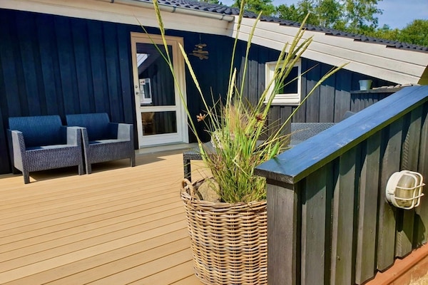 Foto van Gerenoveerd huisje in Bratten - bij Traum - Vakantiehuis in Jerup - Outdoor