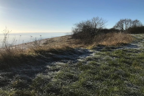 Foto van Luxe zwembadvilla in Marielyst -- By Traum Ferienwohnungen - WaterView