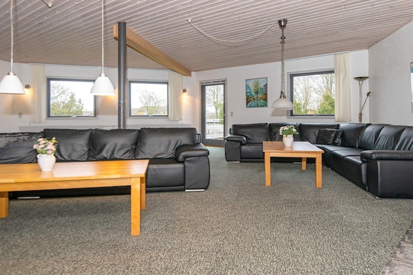 Foto van 30 persoons vakantie huis in Nordborg-By Traum - Vakantiehuis in Nordborg - Indoor