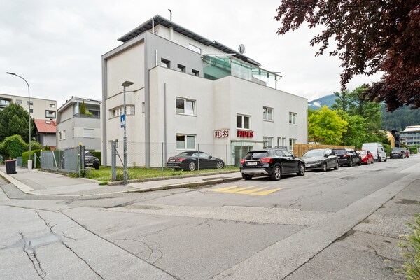 Foto van Appartement Innsbruck bij Bergisel Ski - Vakantiehuis in Innsbruck - ExteriorSummer