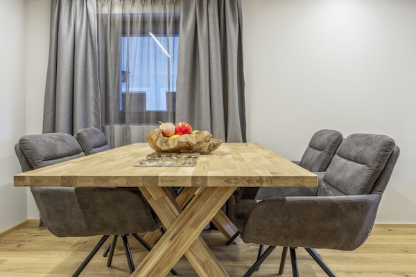 Foto van Modern vakantiehuis in het hart van Großarl - Vakantiehuis in Großarl - DiningRoom