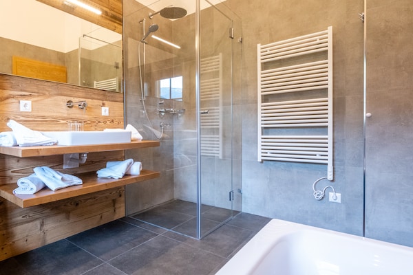 Foto van Chalet in Bad Hofgastein bij Skiliften - Vakantiehuis in Bad Hofgastein - BathRoom