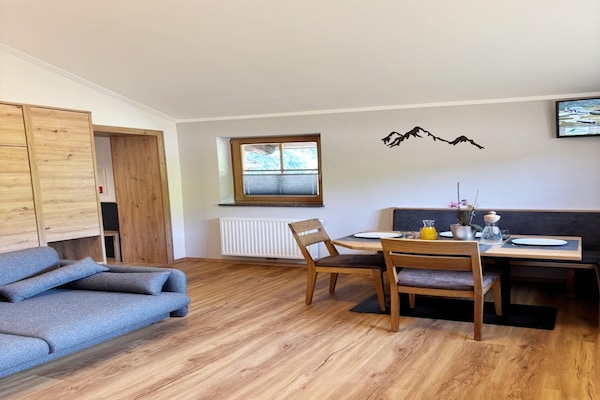Foto van Appartement Maiskogel - zonnig en direct aan de piste - LivingRoom