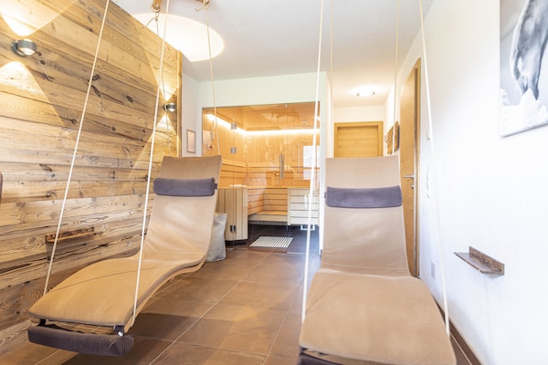 Foto van Luxe chalet met prive sauna, nabij een zwemmeer - Vakantiehuis in Uttendorf - Untagged