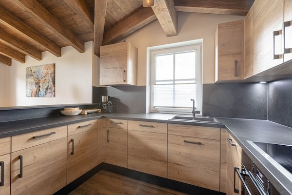 Foto van Luxe chalet met prive sauna, nabij een zwemmeer - Vakantiehuis in Uttendorf - Untagged