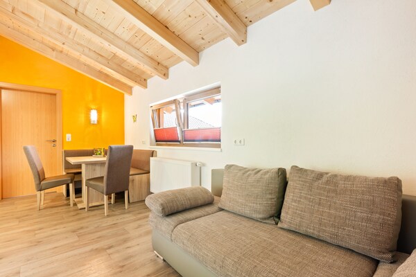 Foto van Appartement in Hollerbach bij Kitzbühel Lift - Vakantiehuis in Hollersbach im Pinzgau - LivingRoom