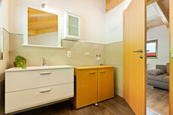 Foto van Appartement in Hollerbach bij Kitzbühel Lift - Vakantiehuis in Hollersbach im Pinzgau - BathRoom