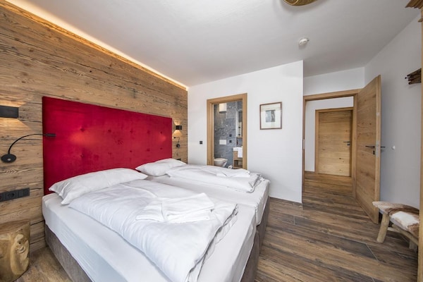Foto van Rossberg Chalet met panoramisch uitzicht - Vakantiehuis in Neukirchen - BedRoom