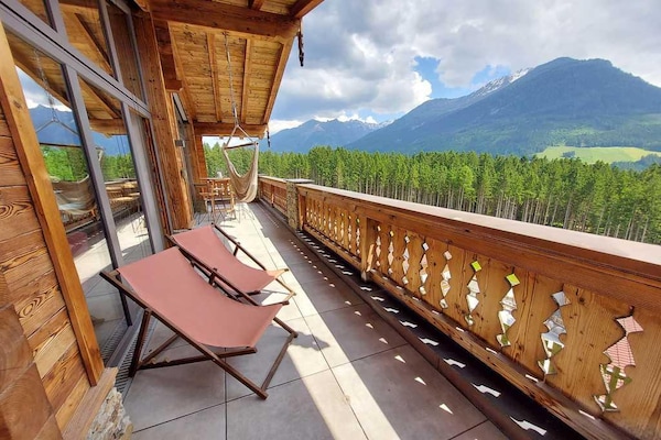 Foto van Rossberg Chalet met panoramisch uitzicht - Vakantiehuis in Neukirchen - TerraceBalcony