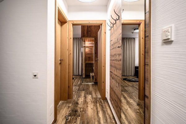 Foto van Familiechaletvakantie in de Alpen - Vakantiehuis in Neukirchen - Landing