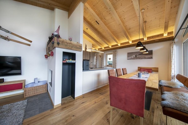 Foto van Nationalpark Chalet Dreiherrenspitze - Vakantiehuis in Neukirchen - DiningRoom