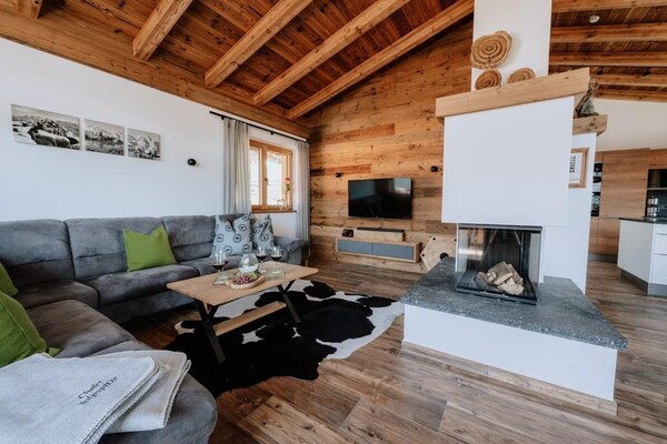 Foto van Nationalpark Chalet Tulpspitze - Vakantiehuis in Neukirchen - LivingRoom