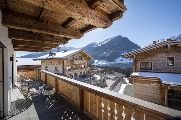 Foto van Nationalpark Chalet Tulpspitze - Vakantiehuis in Neukirchen - TerraceBalcony