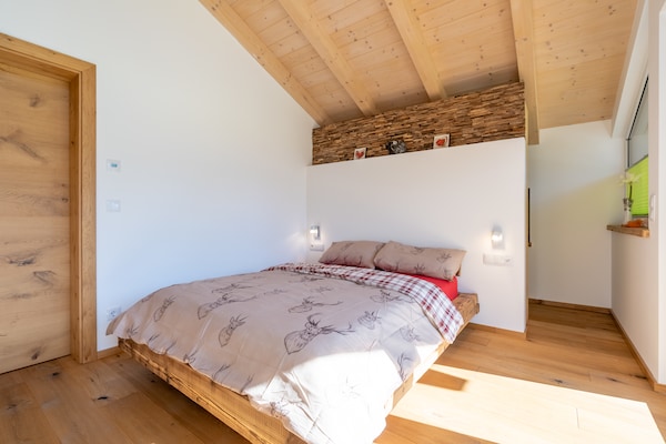 Foto van Chalet in Neukirchen bij Wildkogel-pistes - Vakantiehuis in Neukirchen am Großvenediger - BedRoom