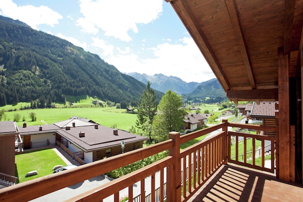 Foto van Chalet in Wald im Pinzgau bij Skilift - Vakantiehuis in Wald-Königsleiten - TerraceBalcony