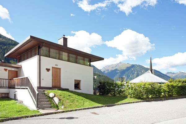 Foto van Chalet in Wald im Pinzgau bij Skilift - Vakantiehuis in Wald-Königsleiten - ExteriorSummer