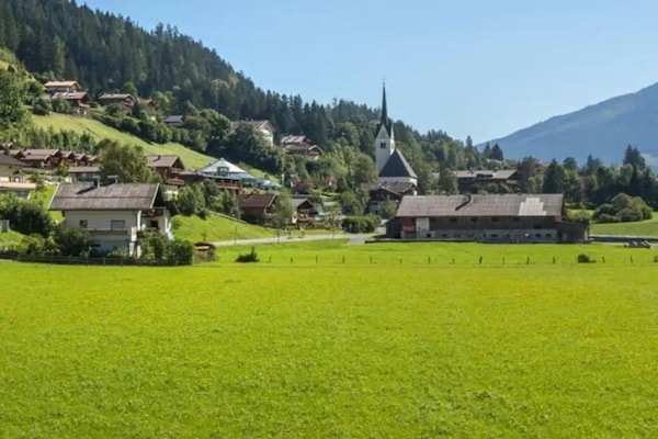 Foto van Familieskichalet met uitzicht - Vakantiehuis in Wald-Königsleiten - GardenSummer