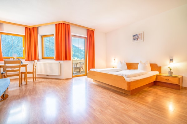 Foto van Appartement in Neustift bij Skilift - Vakantiehuis in Neustift im Stubaital - BedRoom