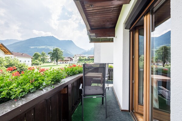 Foto van Chalet in Fügen bij Spieljochlift - Vakantiehuis in Fügen - TerraceBalcony