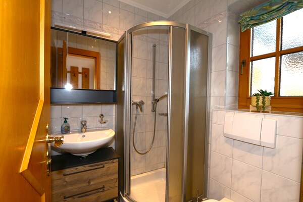 Foto van Appartement in Fügen vlakbij skigebied - Vakantiehuis in Fügen - ExteriorSummer