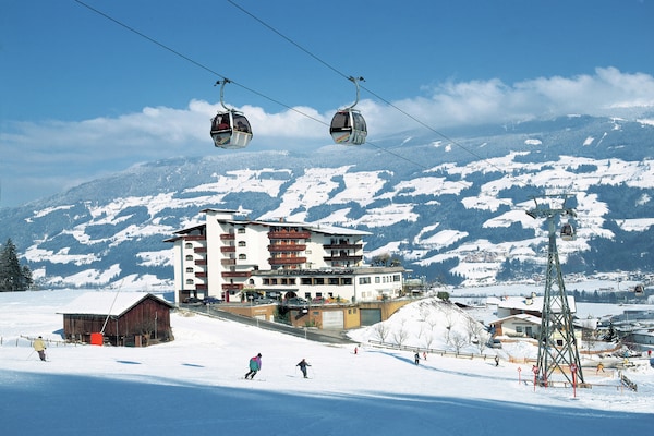 Foto van Stijlvol Appartement in Uderns bij Skilift - Vakantiehuis in Uderns - AreaWinter5KM